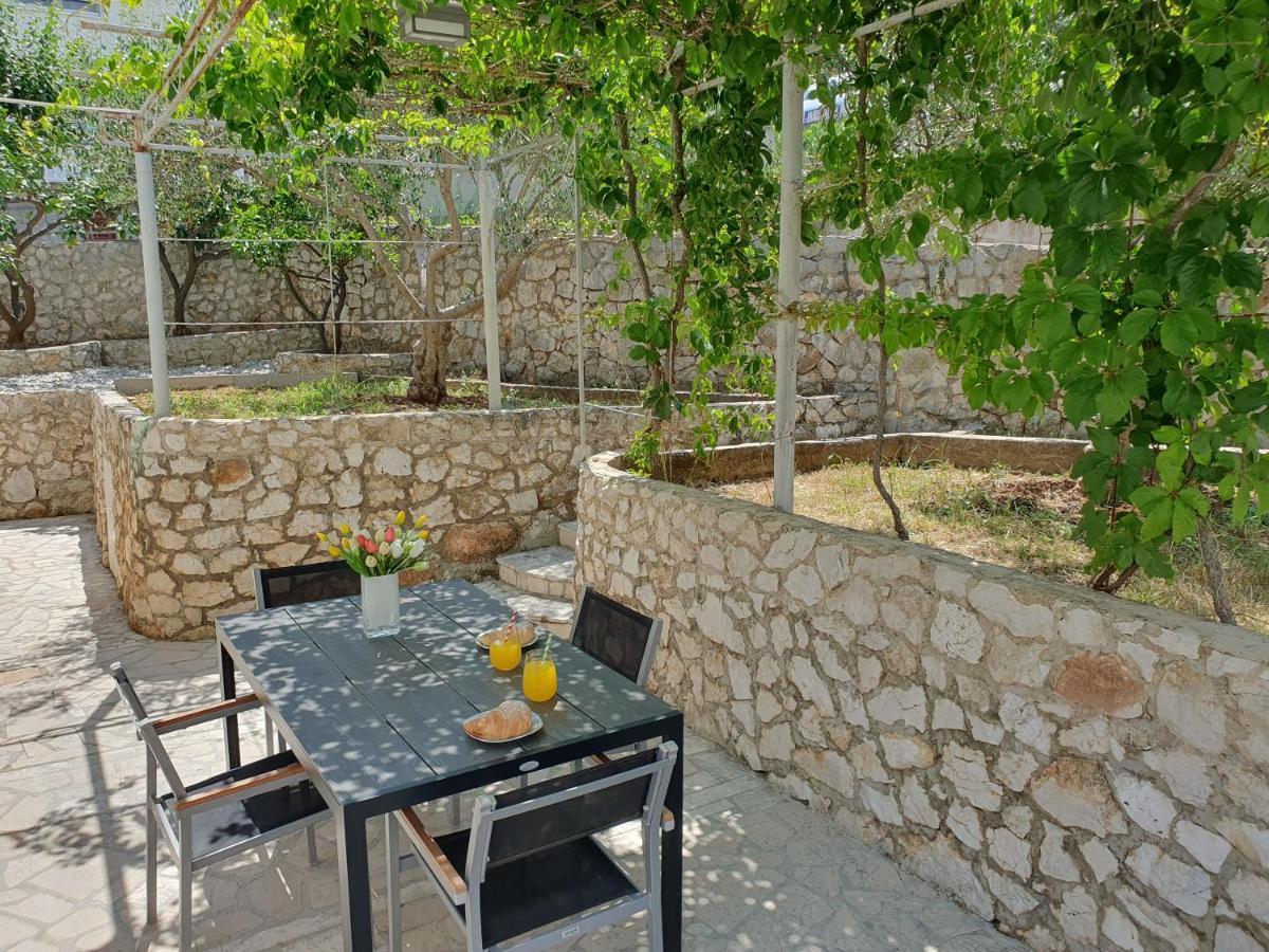 Apartment Zvjezdana Trogir Exterior foto
